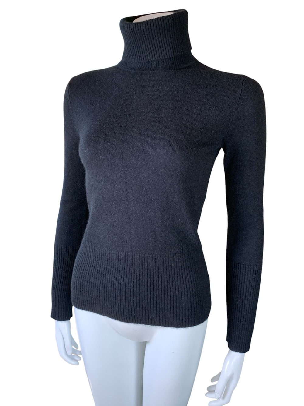 Fine Gauge Black Cashmere Turtleneck Sweater Ribbed Panel Accents